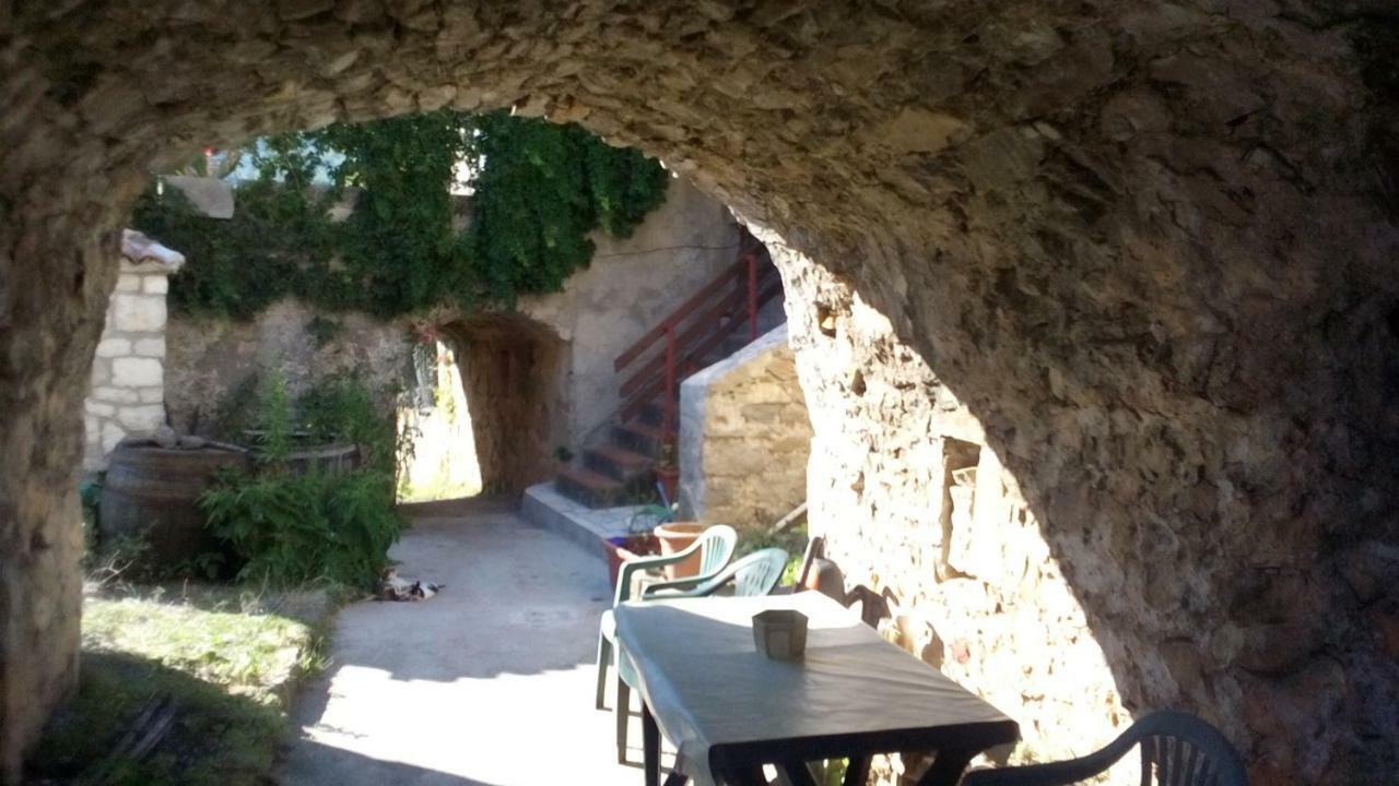 Cottage Melita The Apartment For Animal Lovers Babino Polje Exterior photo